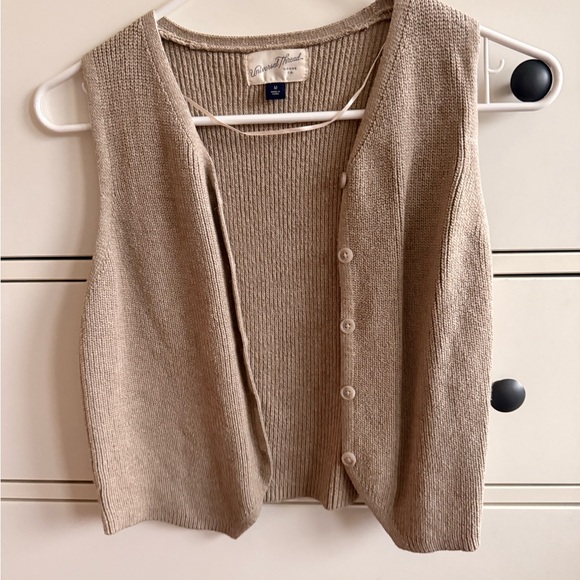 Universal Thread Jackets & Blazers - Universal Thread Tan Cardigan Vest